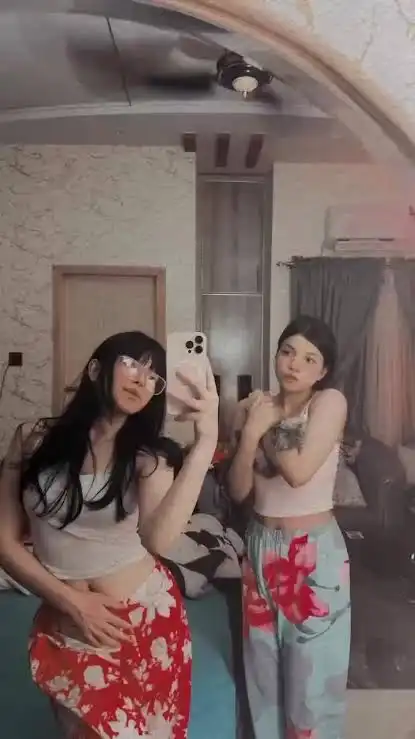 Pakistani Tiktoker Senorita Sectional Video, Senorita Viral Video Original